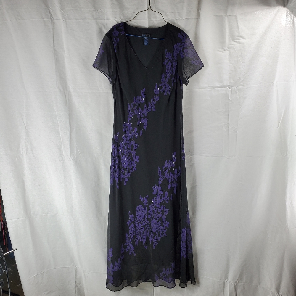 Debonair looking womens dress